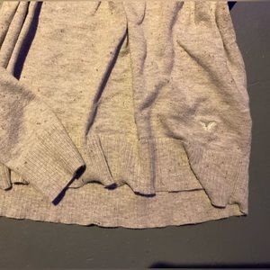 American eagle v-neck sweater